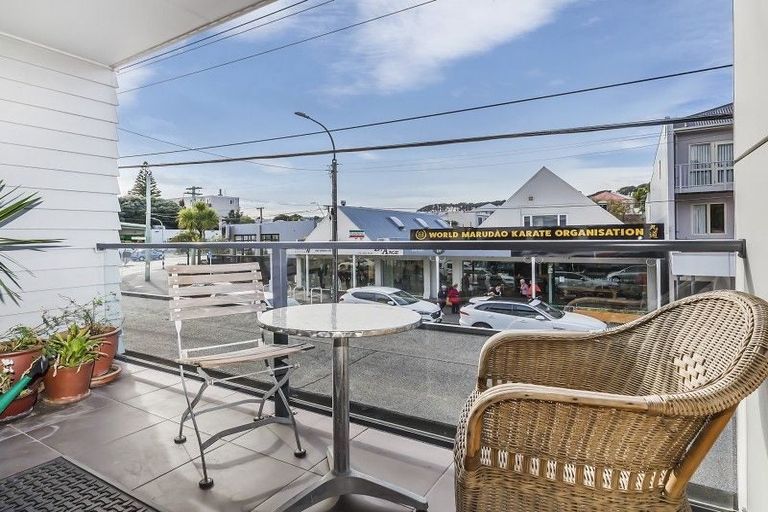 Photo of property in 6/464 Adelaide Road, Berhampore, Wellington, 6023