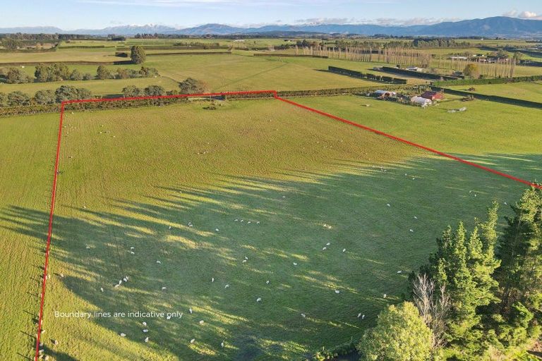 Photo of property in 186 Mcintoshs Road, Fernside, Rangiora, 7471