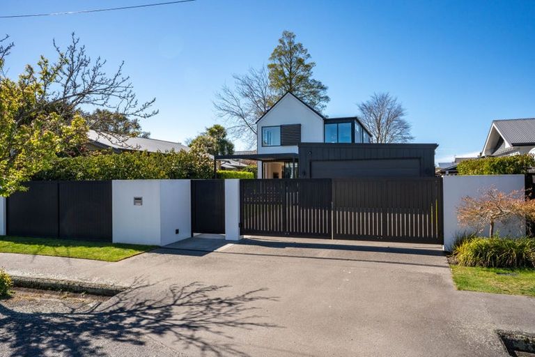 Photo of property in 10 Claremont Avenue, Papanui, Christchurch, 8053