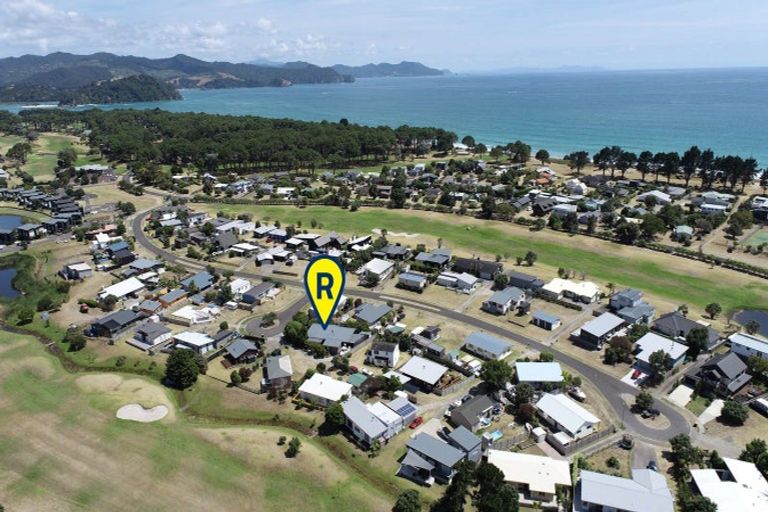 Photo of property in 103 The Tee, Matarangi, Whitianga, 3592