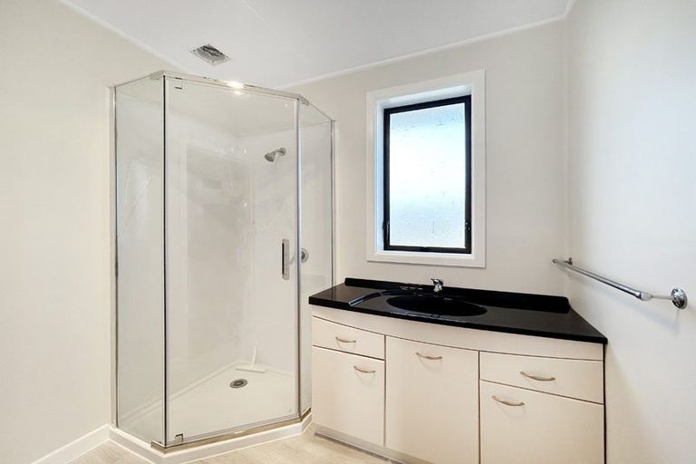 Photo of property in 30 Cargill Street, Waikiwi, Invercargill, 9810