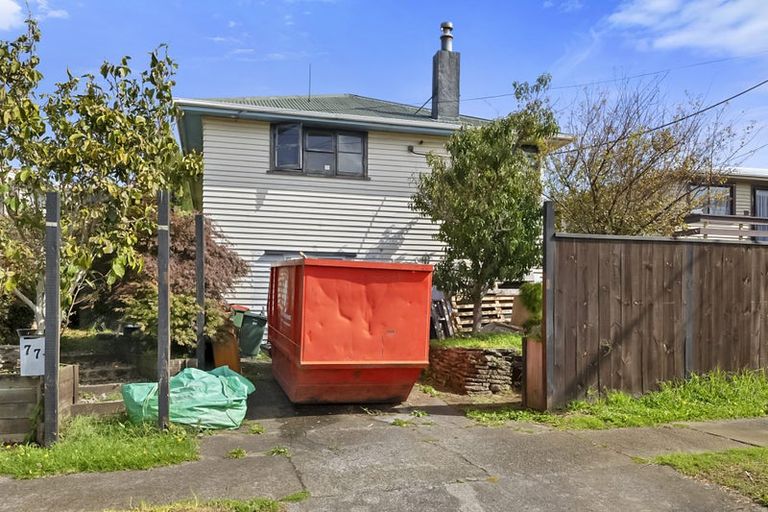 Photo of property in 77 Mould Street, Waitara, 4320