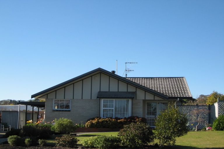 Photo of property in 2 Pomeroy Place, Havelock North, 4130
