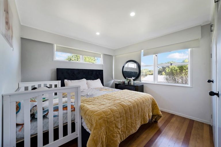 Photo of property in 53 Chorley Avenue, Massey, Auckland, 0614