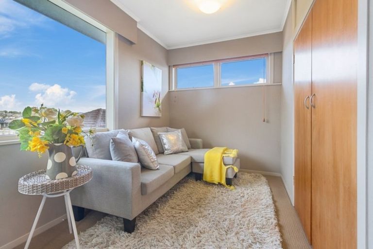 Photo of property in 5/54 Howe Street, Howick, Auckland, 2014