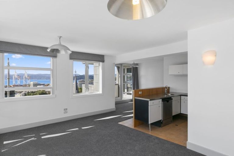 Photo of property in St Pauls Apartments, 41/43 Mulgrave Street, Thorndon, Wellington, 6011
