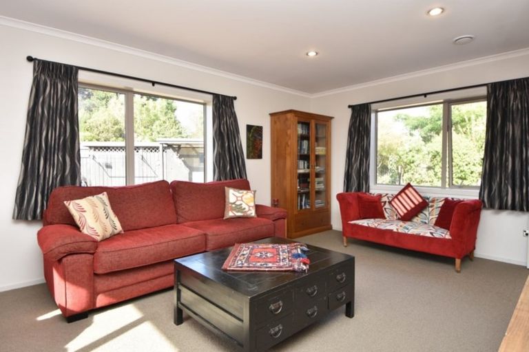 Photo of property in 7 Tararua Crescent, Carterton, 5713