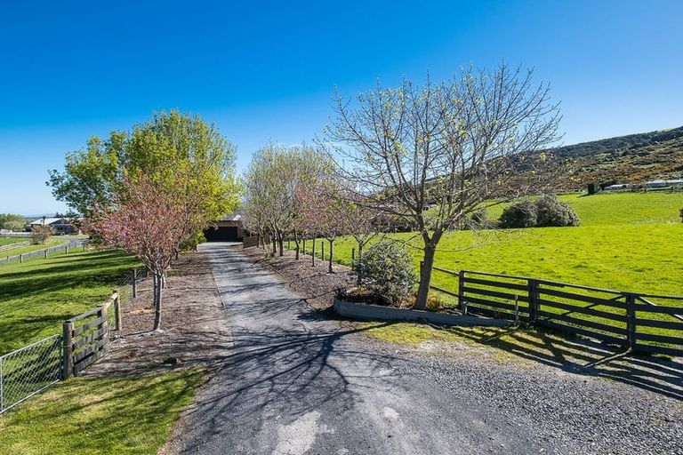 Photo of property in 300 Tirohanga Road, North Taieri, Mosgiel, 9092