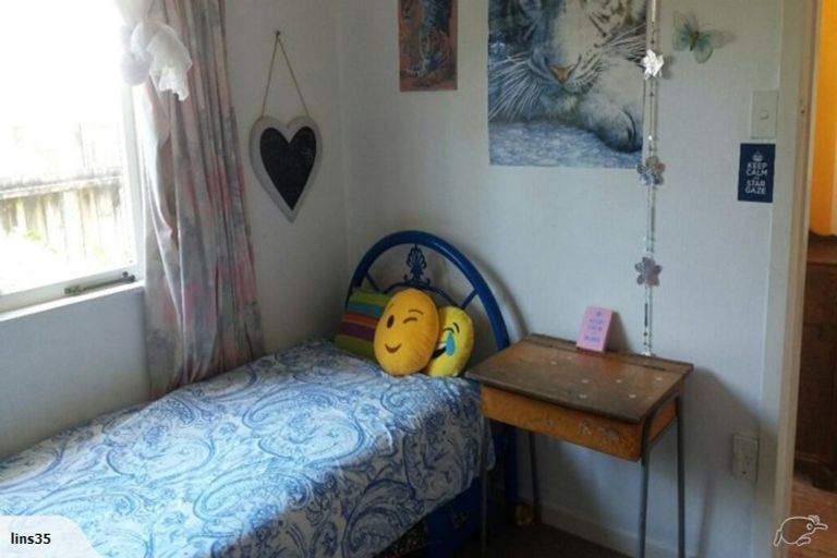 Photo of property in 7 Widdison Place, Whangamata, 3691