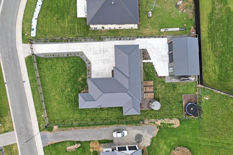 Photo of property in 12 Pegasus Place, Seaward Bush, Invercargill, 9812