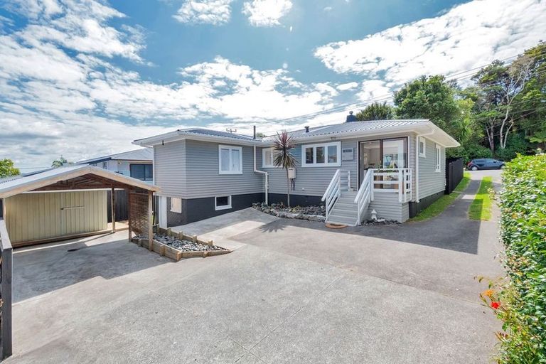 Photo of property in 1/46 Roberts Road, Glenfield, Auckland, 0629