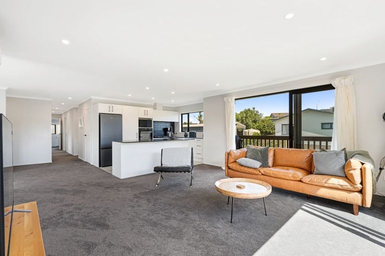 Photo of property in 56 Marram Place, Mangawhai Heads, Mangawhai, 0505