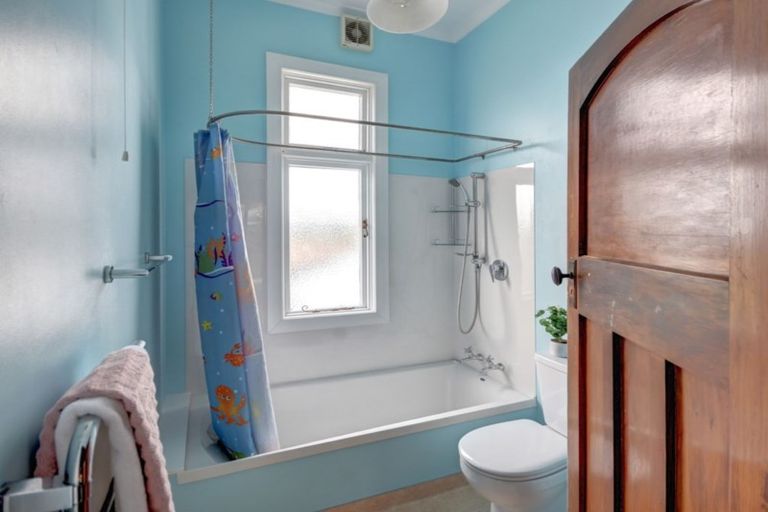 Photo of property in 1 Henderson Street, Mornington, Dunedin, 9011