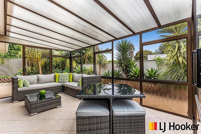 Photo of property in 6 Muirfield Street, Wattle Downs, Auckland, 2103