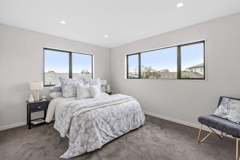 Photo of property in 17a Alexandra Street, Riverhead, 0820