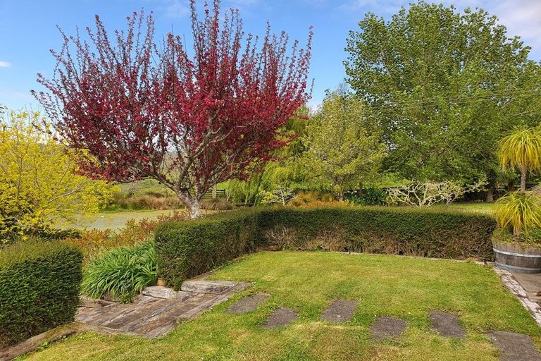 Photo of property in 145 Kanohi Road, Kaukapakapa, 0873