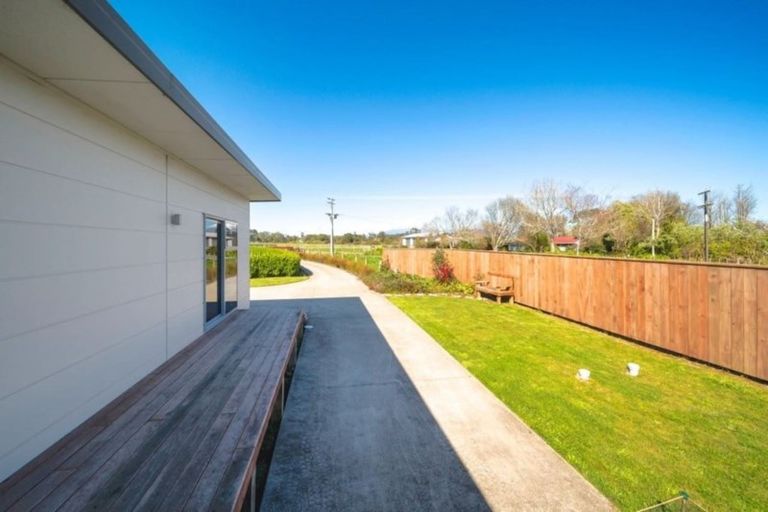 Photo of property in 313 Egmont Road, Hillsborough, New Plymouth, 4372