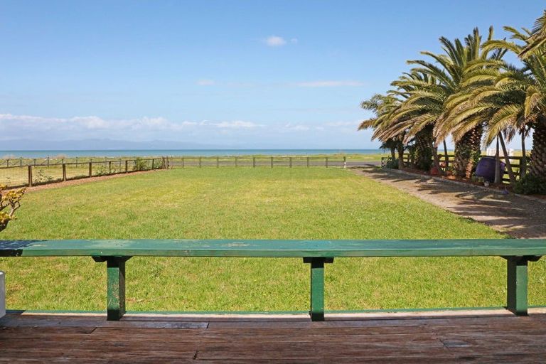 Photo of property in 861 East Coast Road, Kaiaua, Pokeno, 2473