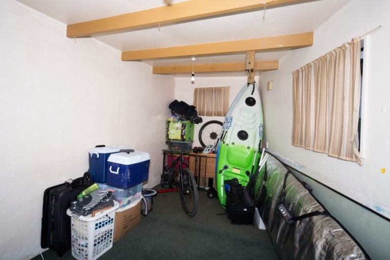 Photo of property in 122 Ashworth Street, Alexandra, 9320