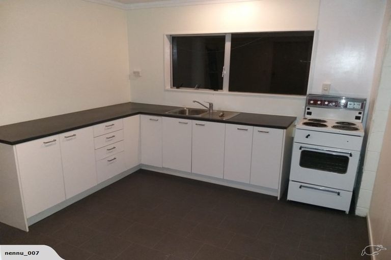 Photo of property in 108a Royal Road, Massey, Auckland, 0614