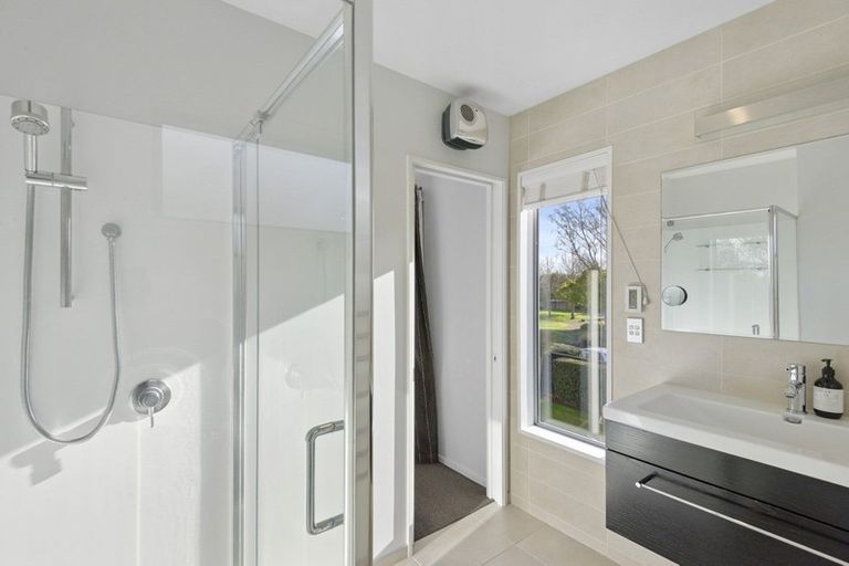 Photo of property in 5 Armour Place, Halswell, Christchurch, 8025