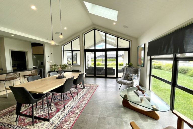 Photo of property in 2 Harrison Close, Cambridge, 3434