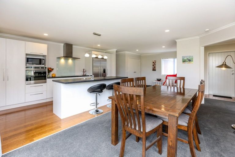 Photo of property in 14 Ryder Drive, Waiwhakaiho, New Plymouth, 4312