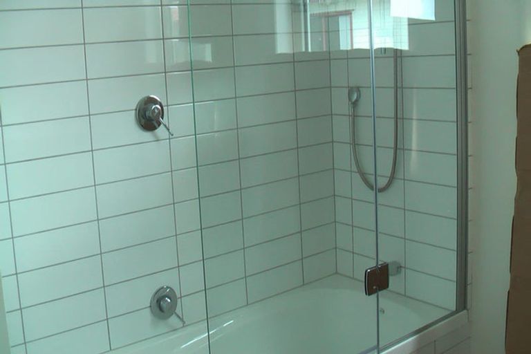 Photo of property in 109a Roberts Road, Te Atatu South, Auckland, 0610