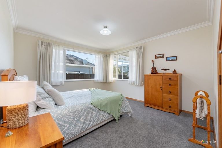 Photo of property in 19 Chilton Grove, Hutt Central, Lower Hutt, 5010
