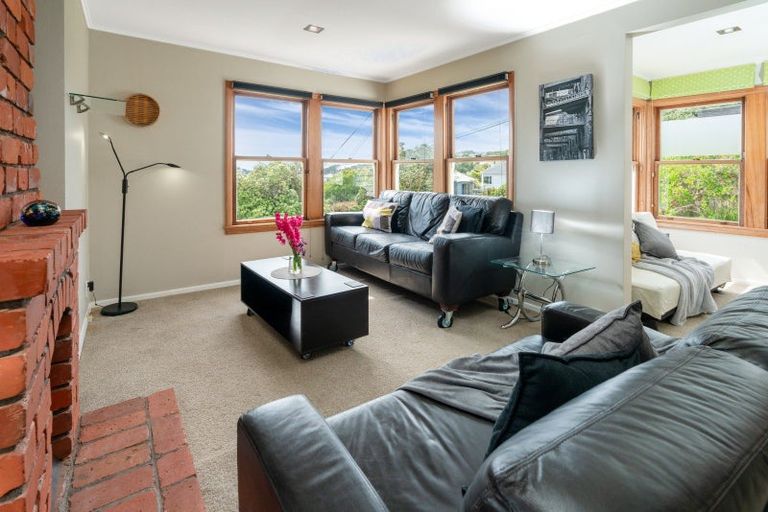 Photo of property in 38 Sidlaw Street, Strathmore Park, Wellington, 6022