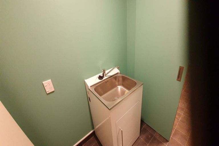 Photo of property in 21 Olivia Crescent, Tawa, Wellington, 5028