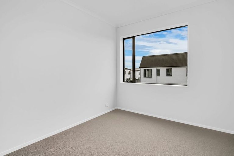 Photo of property in 38 Roundel Crescent, Whenuapai, Auckland, 0618