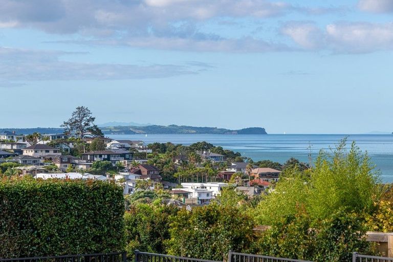 Photo of property in 42 Braemar Road, Rothesay Bay, Auckland, 0630