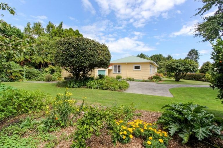 Photo of property in 114b Govett Avenue, Frankleigh Park, New Plymouth, 4310