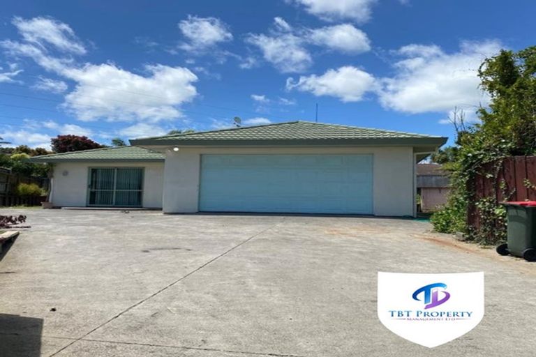 Photo of property in 14 Crail Court, Totara Heights, Auckland, 2105