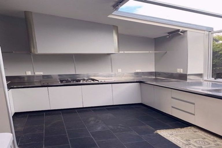 Photo of property in 87c Wellesley Road, Napier South, Napier, 4110