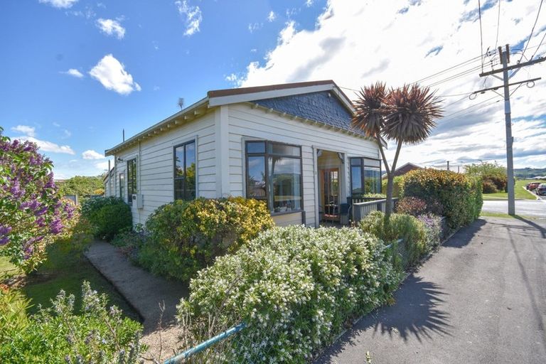 Photo of property in 1 Centre Street, Mosgiel, 9024