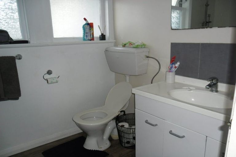 Photo of property in 52 Lipscombe Crescent, Havelock North, 4130