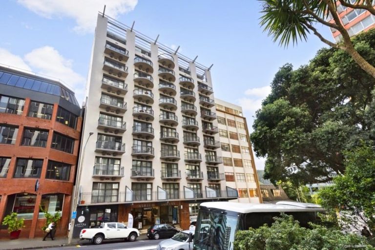 Photo of property in Atrium Towers, 1n/154 The Terrace, Wellington Central, Wellington, 6011