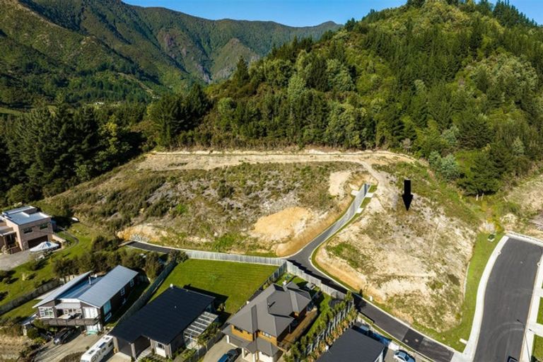 Photo of property in 6 Raukura Rise, Picton, 7220
