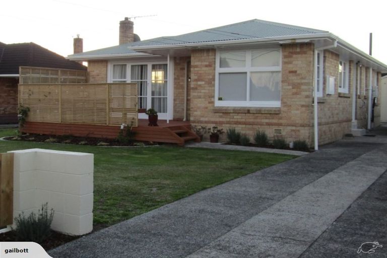 Photo of property in 75 Masters Avenue, Hillcrest, Hamilton, 3216