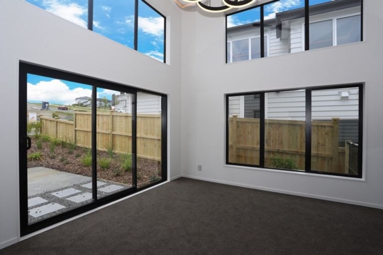 Photo of property in 126 Ormonde Drive, Silverdale, 0932