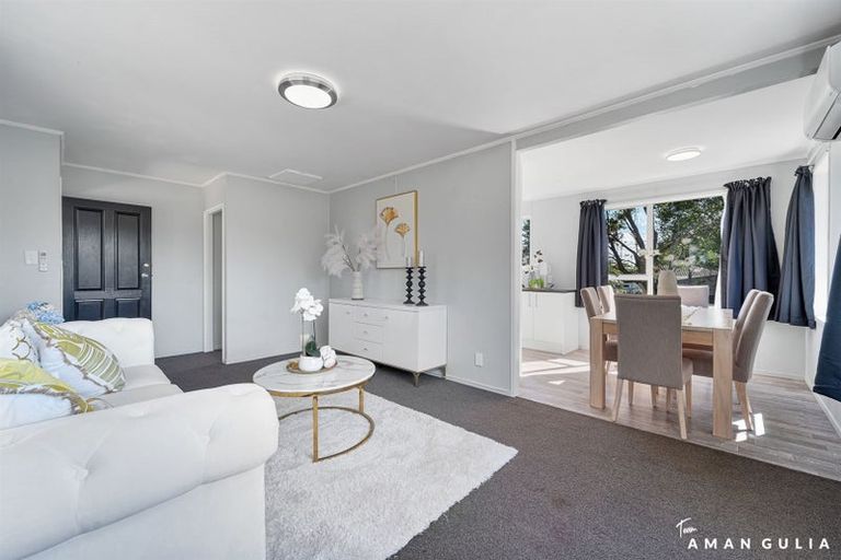 Photo of property in 30 Hyperion Drive, Randwick Park, Auckland, 2105