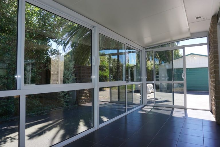 Photo of property in 403 Mairehau Road, Parklands, Christchurch, 8083