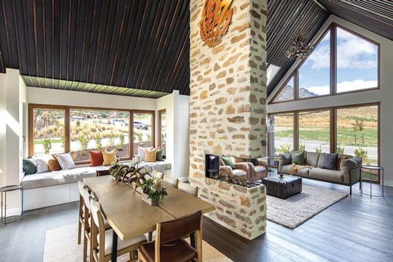 Photo of property in 40 Jack Hanley Drive, Jacks Point, Queenstown, 9371