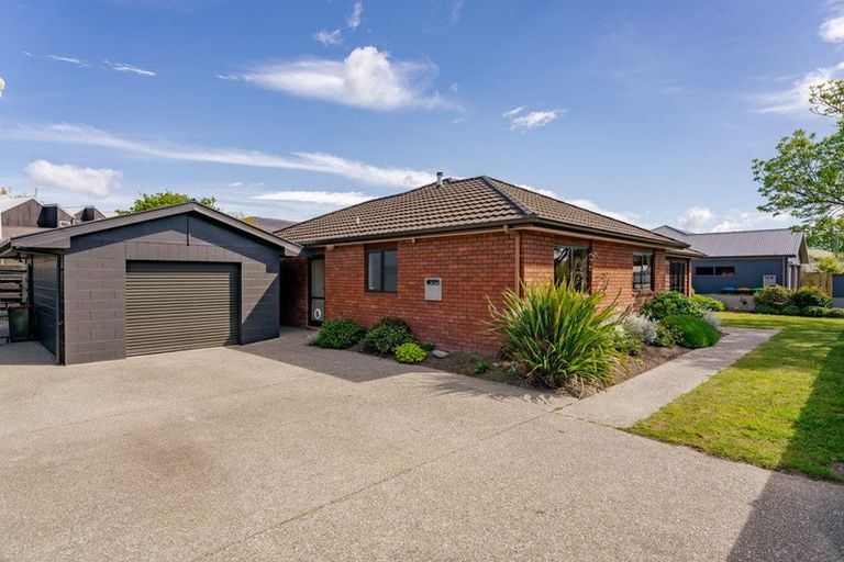 Photo of property in 37 Achil Street, Cromwell, 9310