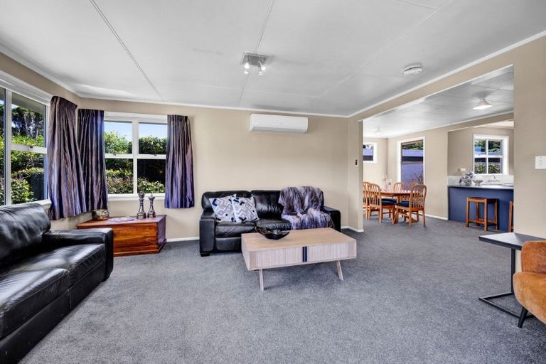 Photo of property in 3 Fyson Place, Hawera, 4610