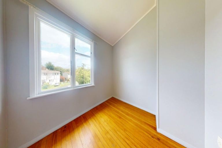 Photo of property in 1 Kotare Street, Aramoho, Whanganui, 4500