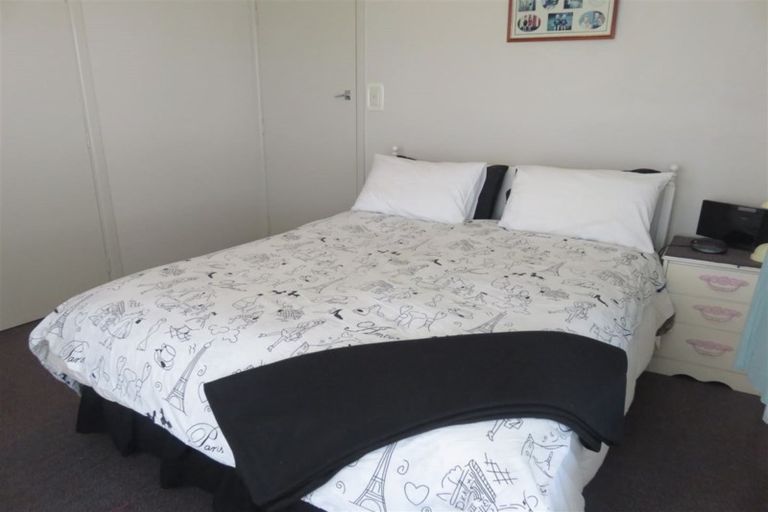 Photo of property in 16 Roberta Drive, Somerfield, Christchurch, 8024