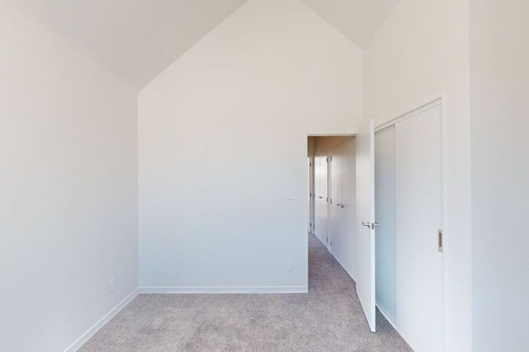 Photo of property in 12/30 Pirie Street, Mount Victoria, Wellington, 6011